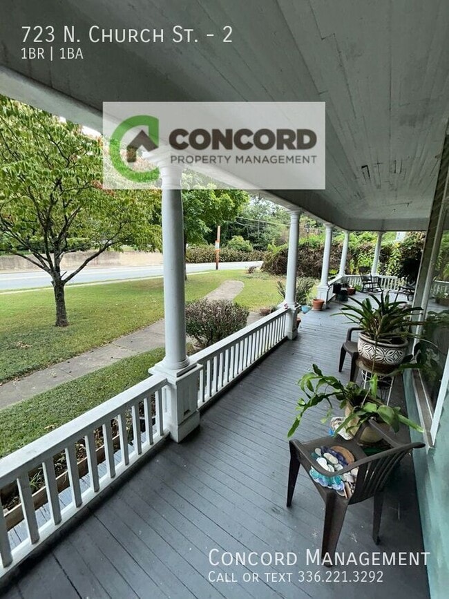 Photo - 723 N Church St Unit 2