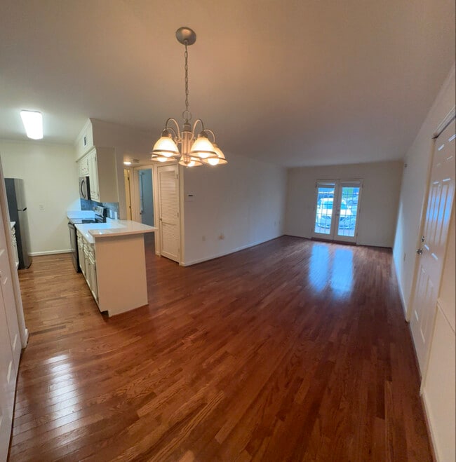 Photo - 2905 Burch Ave Apartment Unit 10