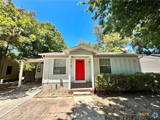 Building Photo - 717 Barbara Dr Rental