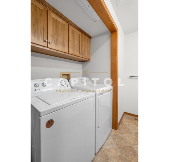 Photo - 1402 5th Ave SW