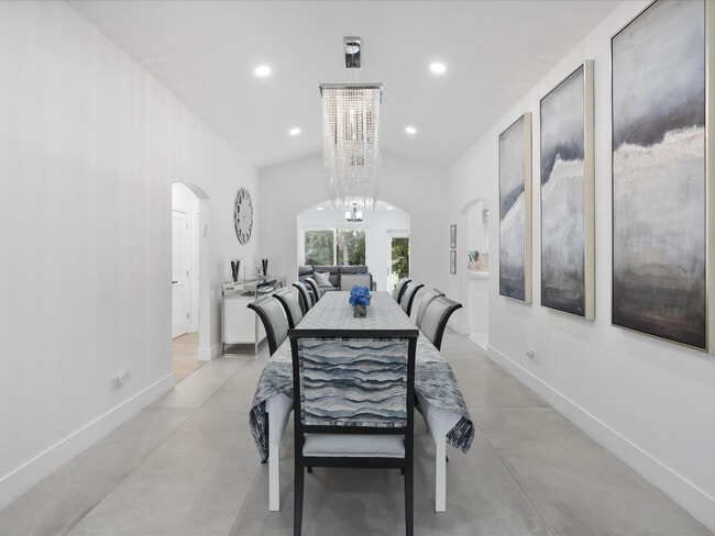 Photo - 9232 Harding Ave