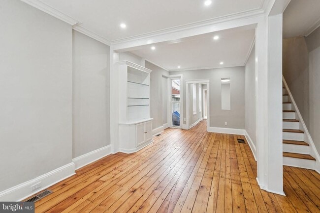Building Photo - 161 Mifflin St Rental