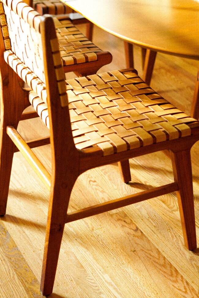 Photo - 4603 NE Irving St