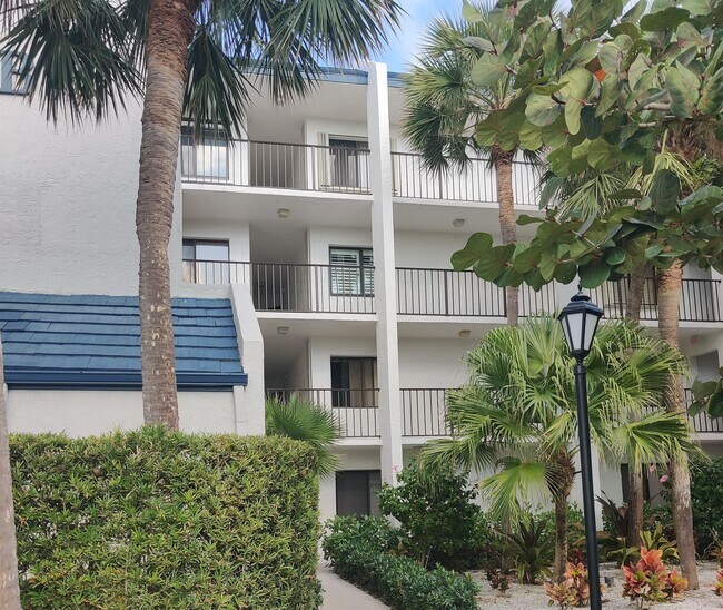 Building Photo - 1605 S US Hwy 1 Unit B404 Rental
