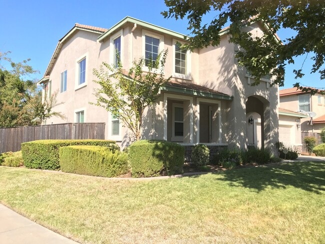 Photo - Beautiful Plumas Lake Home