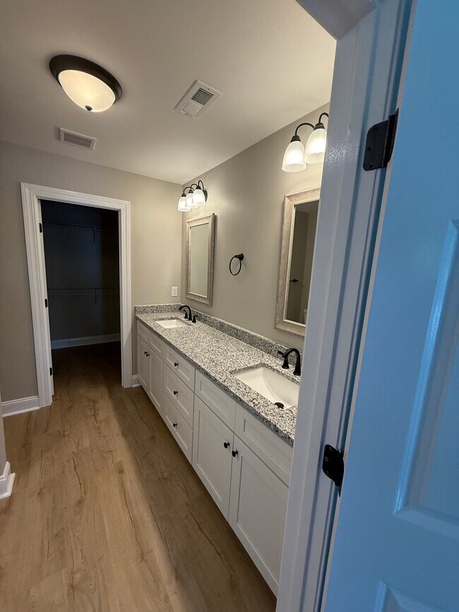 Photo - 306 Bynum Ave