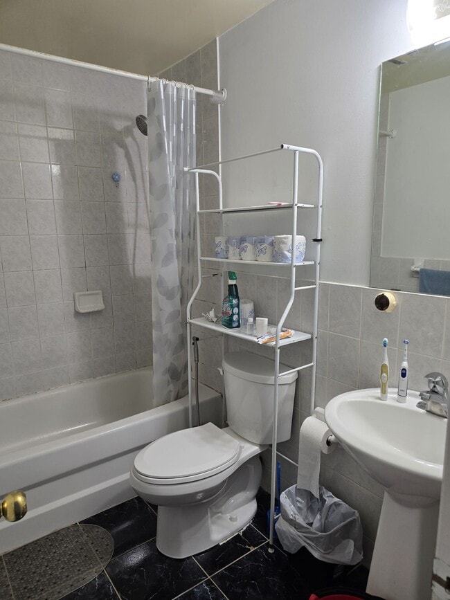 Photo - 7 Mulock Av Unit Basement Apartment