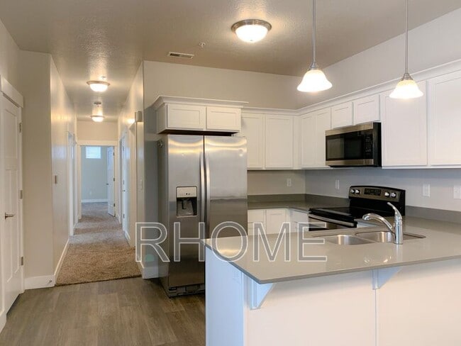 Building Photo - 13219 Dominica Ln Unit #F101