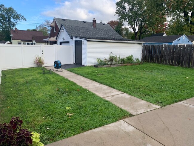 Photo - 8302 Pershing Ave
