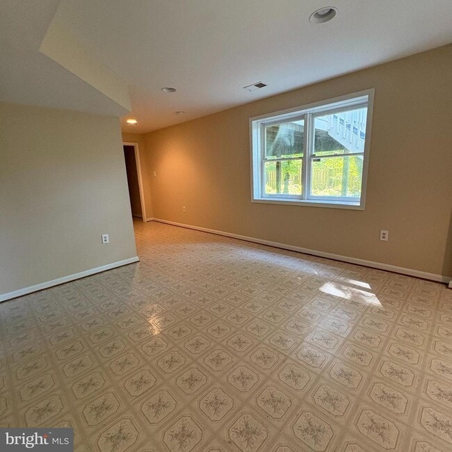 Photo - 3502 Holly Rd