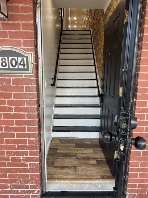 Building Photo - 5804 Lansdowne Ave Unit B