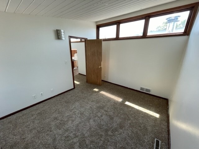 Photo - 661 W Lakeshore Dr