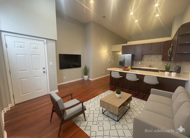 Photo - 521 N Racine Ave Unit 1