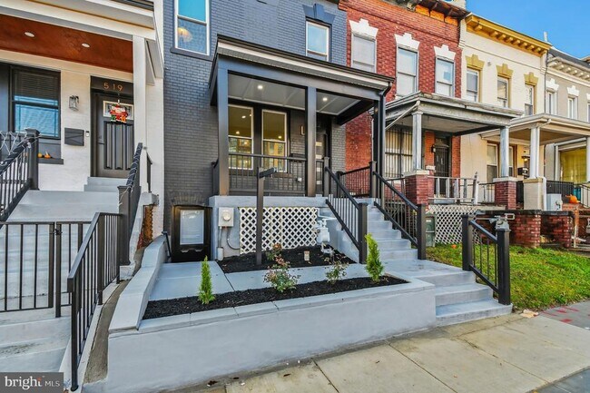 Photo - 517 Florida Ave NE