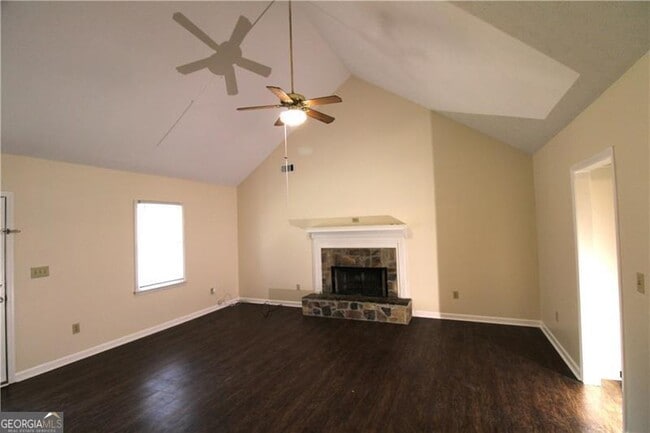 Photo - 2320 Ridgedale Dr SW