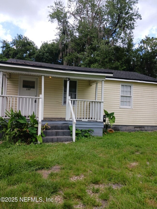 Photo - 1287 Randolph St Casa