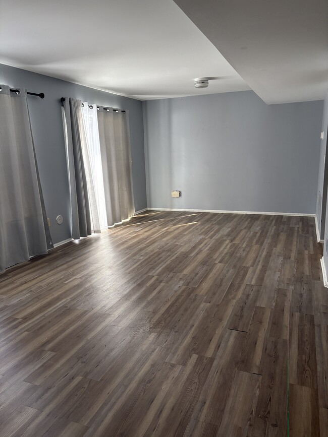 Photo - 520 Plymouth Rd Unit 520 Plymouth Road