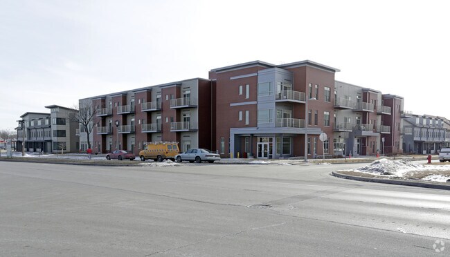 Photo - Westlawn Gardens