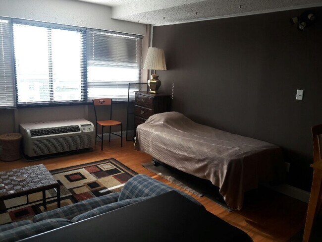 Photo - 1700 Clinch Ave Unit UT619 STU (CULM)