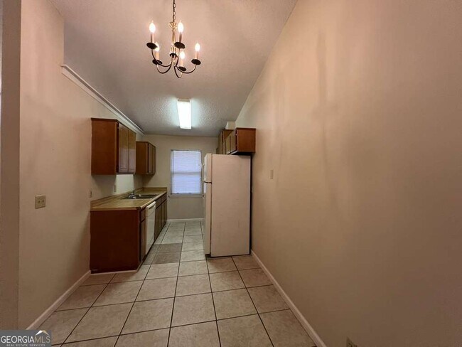 Photo - 155 E Lakemont Dr