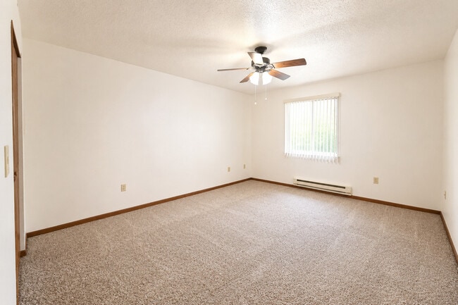 Murdock Apartments
