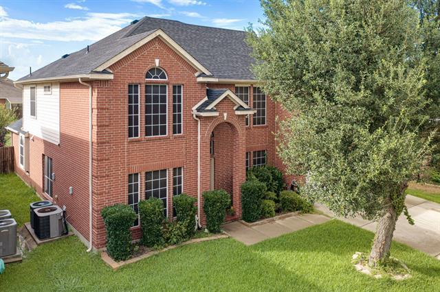 Photo - 5912 Saddleridge Ct
