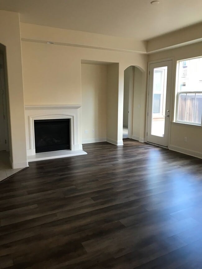 Photo - Somerset Stunner with All the Amenities - Including Golf!!