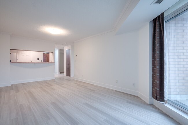 Photo - 190 Manitoba St Unit 511