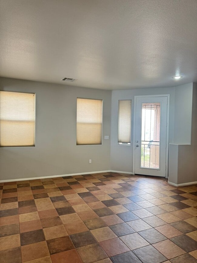 Photo - **Spacious 4-Bedroom Home in the Southwest!**