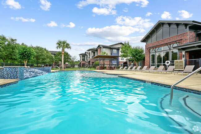 Building Photo - Beacon Lakes Rental