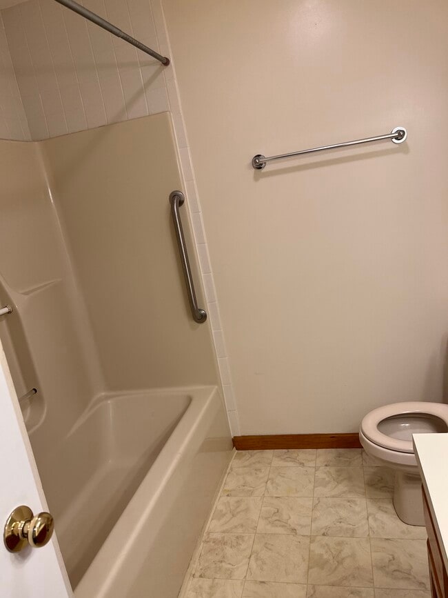 Photo - 155 Redstone Hill Rd