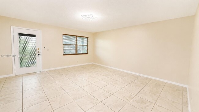 Photo - 301 SW 135th Ave Unit 317C
