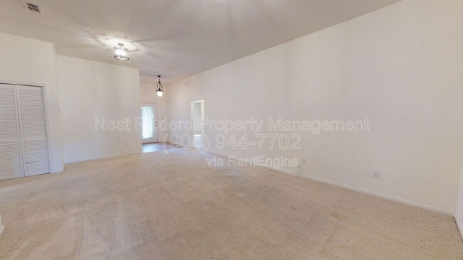 Photo - 517 S Aberdeenshire Dr