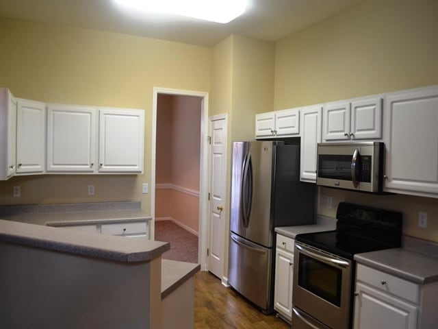 Photo - 229 Highgate Cir