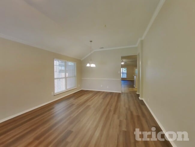 Photo - 834 San Jacinto Dr