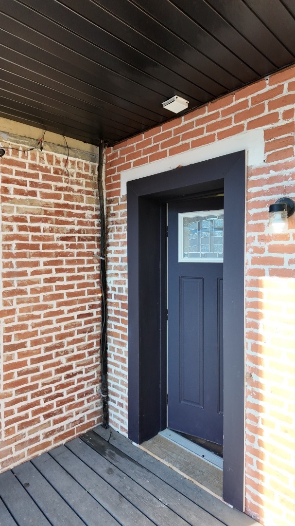 Building Photo - Stylish 1-Bed Loft with Bonus Space in OTR – In-Unit Laundry! Unit 3