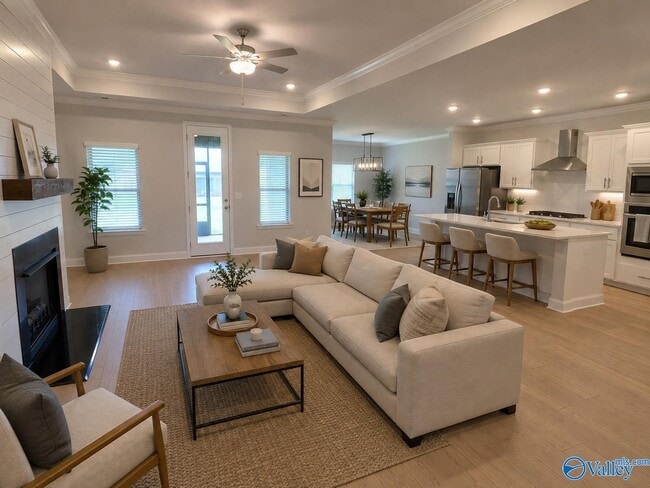 22636 Donahue Dr