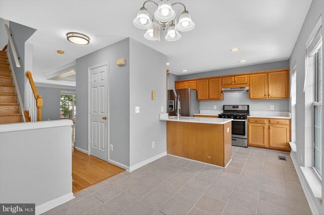 Photo - 1055 Lexus Way