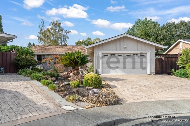 Photo - 228 Chestnut Ct
