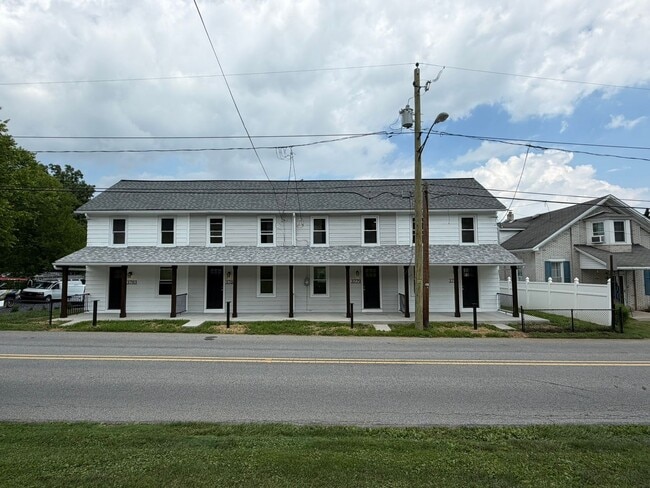 Building Photo - 3777-3783 Huckleberry Road Unit 3781