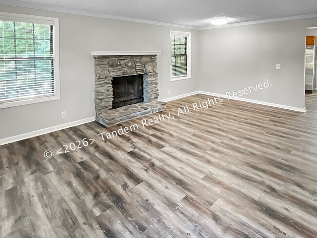 Photo - 2331 Kimberly Dr