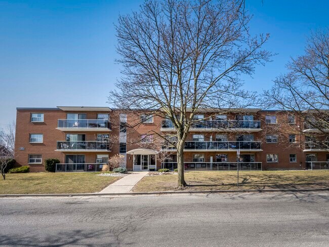 Photo - Dorchester Apartments