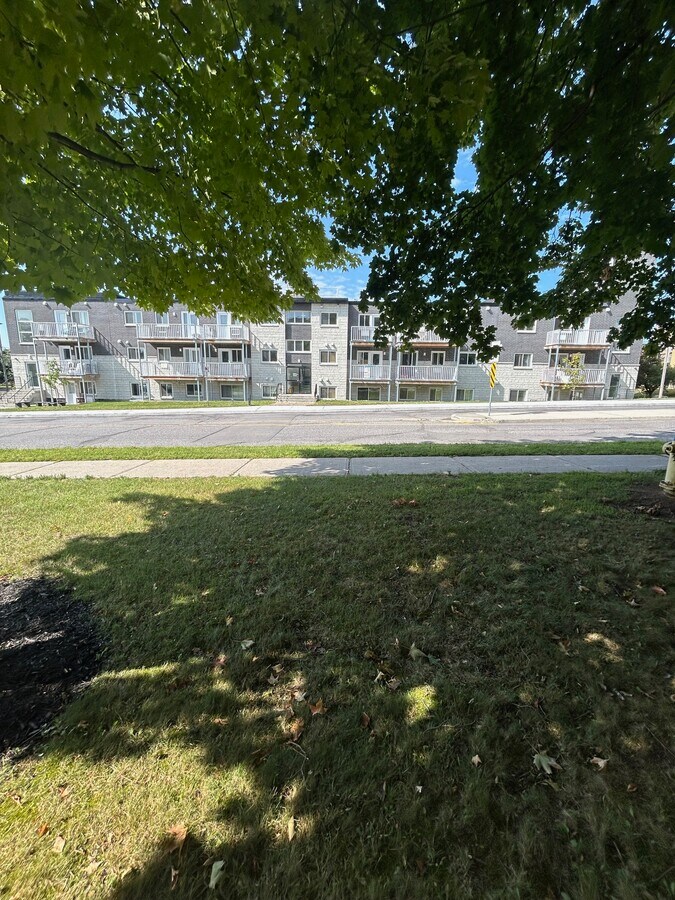 Photo - 630 Cummings Ave. Unit 306