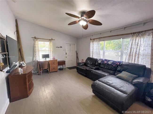 Photo - 1501 NW 7th Terrace