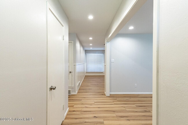 Photo - 2601 33rd St