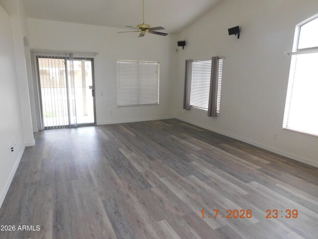 Photo - 7031 W Louise Dr