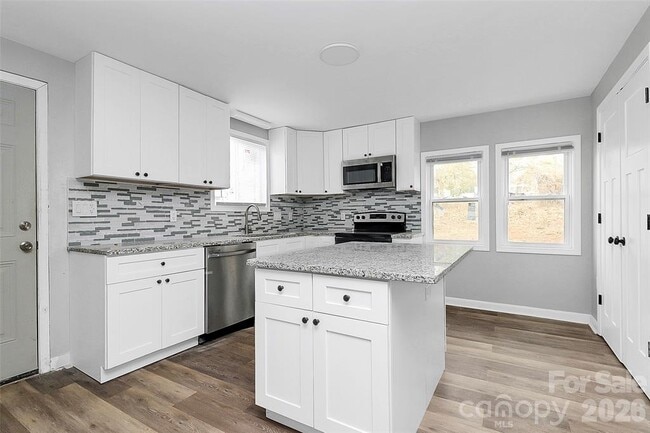 Photo - 55 Dunn St
