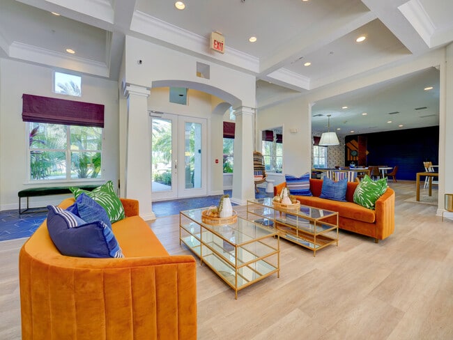Saratoga Place Apartments For Rent in Sarasota, FL