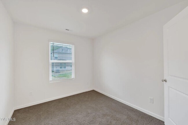 Photo - 1101 Saylors Pl
