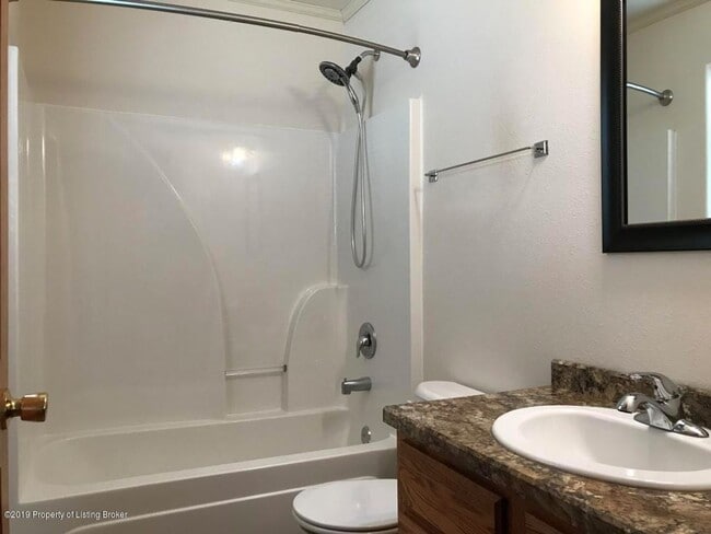 Photo - Newer, Spacious House for Rent in Dickinson